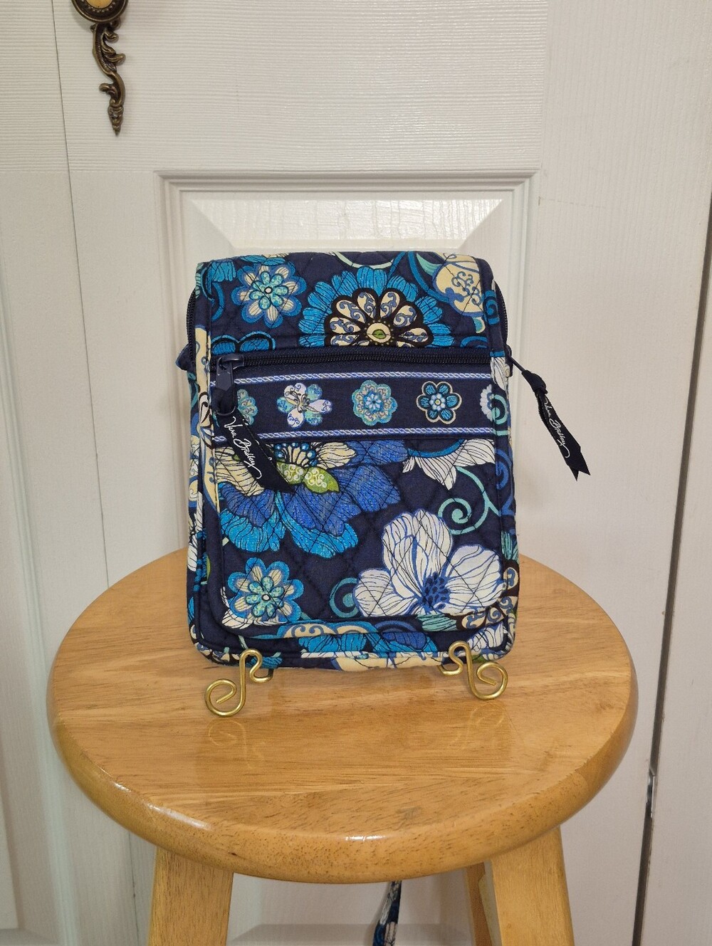 Vera Bradley Blue mini hipster crossbody in mod floral blue pattern